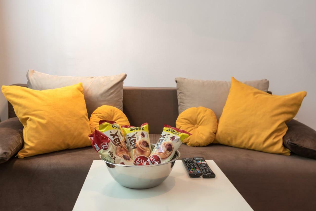 Comfort.Chic.Charming Apt With Terrace Near Ndk Софія Екстер'єр фото
