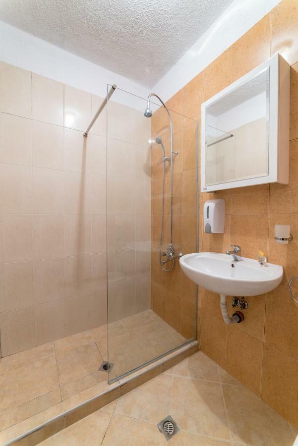Comfort.Chic.Charming Apt With Terrace Near Ndk Софія Екстер'єр фото